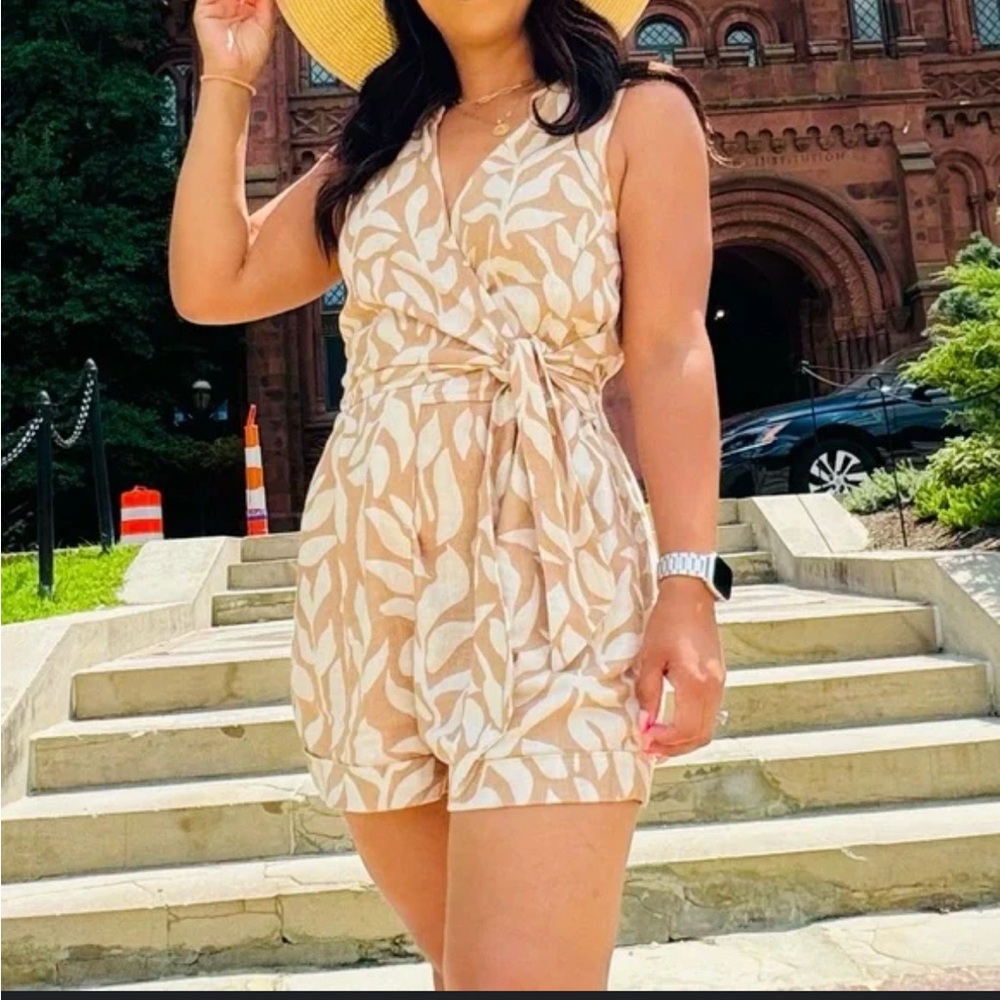Leaf print romper